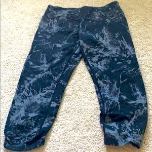 Calvin Klein grey and black capris